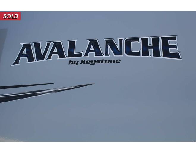 2019 Keystone Avalanche 395BH Fifth Wheel at Big Adventure RV STOCK# AV19295 Photo 13
