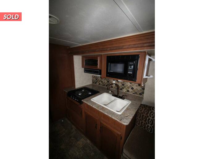 2012 Salem Cruise Lite 281QBXL Travel Trailer at Big Adventure RV STOCK# FR12007 Photo 8