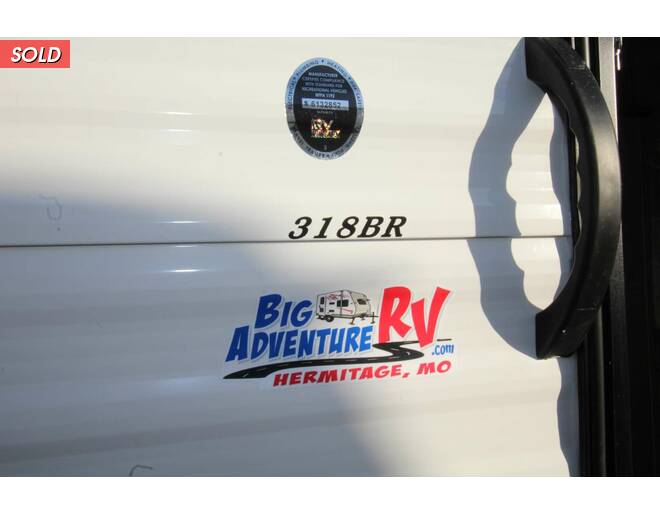 2021 Keystone Hideout LHS 318BR Travel Trailer at Big Adventure RV STOCK# Hi21573 Photo 5
