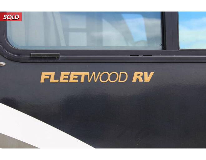 2004 Fleetwood Pace Arrow 36R Class A at Big Adventure RV STOCK# F04CLSA Photo 4