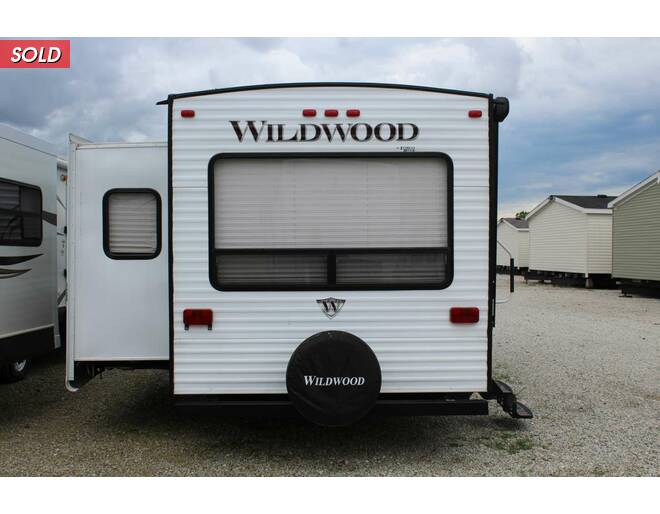 2014 Wildwood 27RLSS Travel Trailer at Big Adventure RV STOCK# FW14001 Photo 3